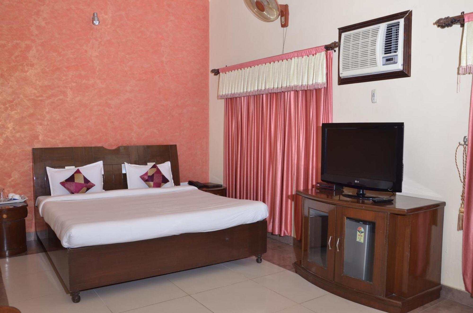 Kangs Nirvana Resorts And Spa Mahalpur Eksteriør billede