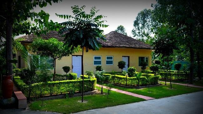 Kangs Nirvana Resorts And Spa Mahalpur Eksteriør billede