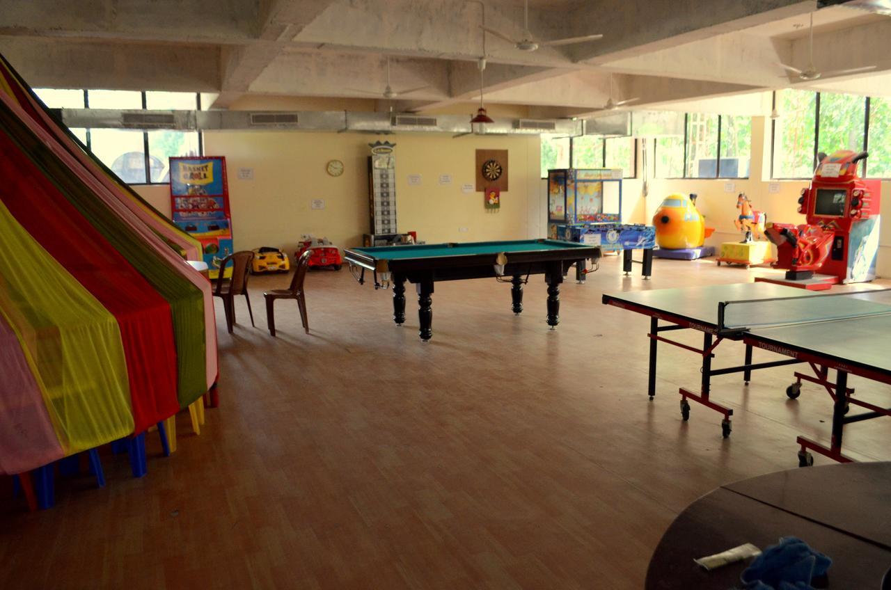 Kangs Nirvana Resorts And Spa Mahalpur Eksteriør billede